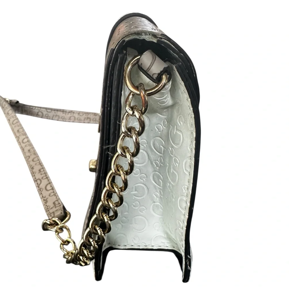Brown White G by GUESS Los Angeles Crossbody Bag